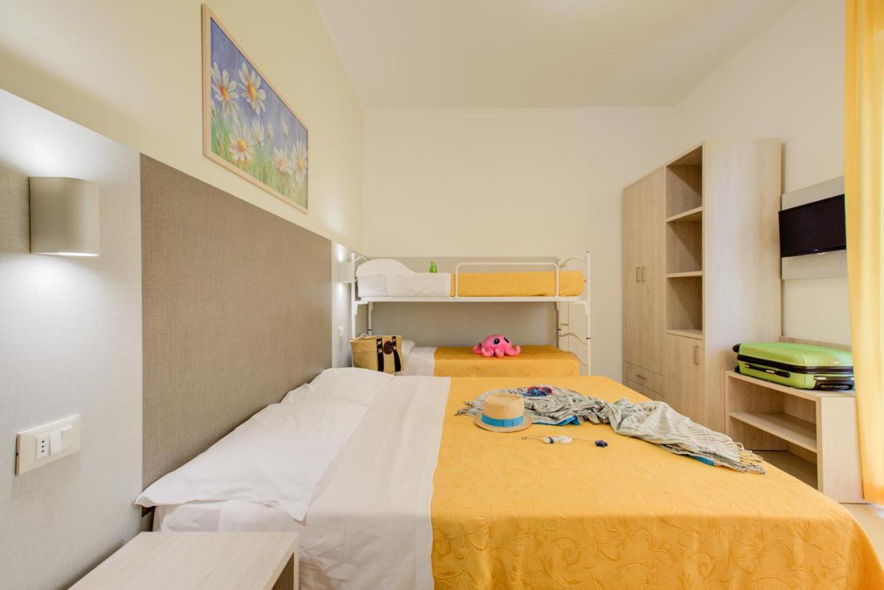 Hotel Reyt Rimini Dış mekan fotoğraf