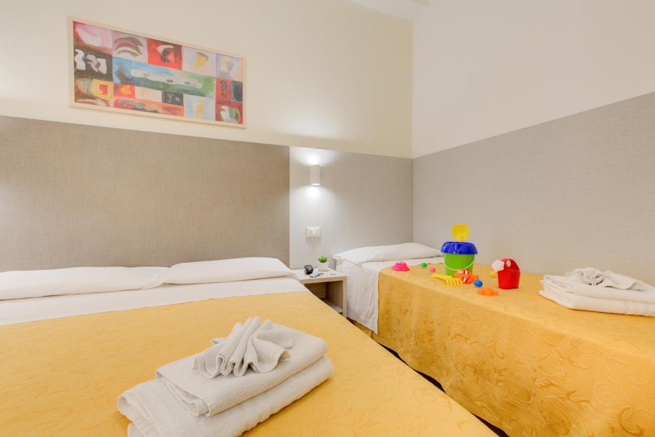 Hotel Reyt Rimini Dış mekan fotoğraf