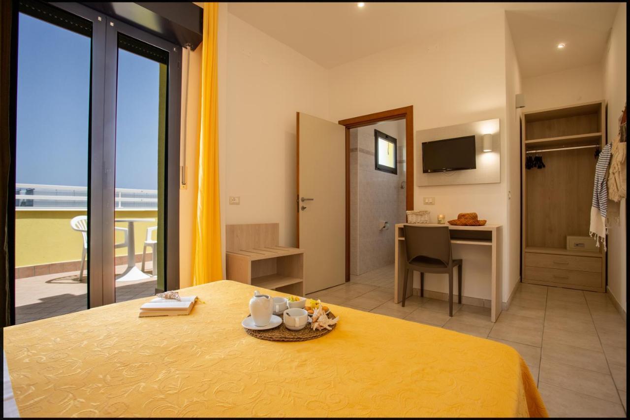 Hotel Reyt Rimini Dış mekan fotoğraf