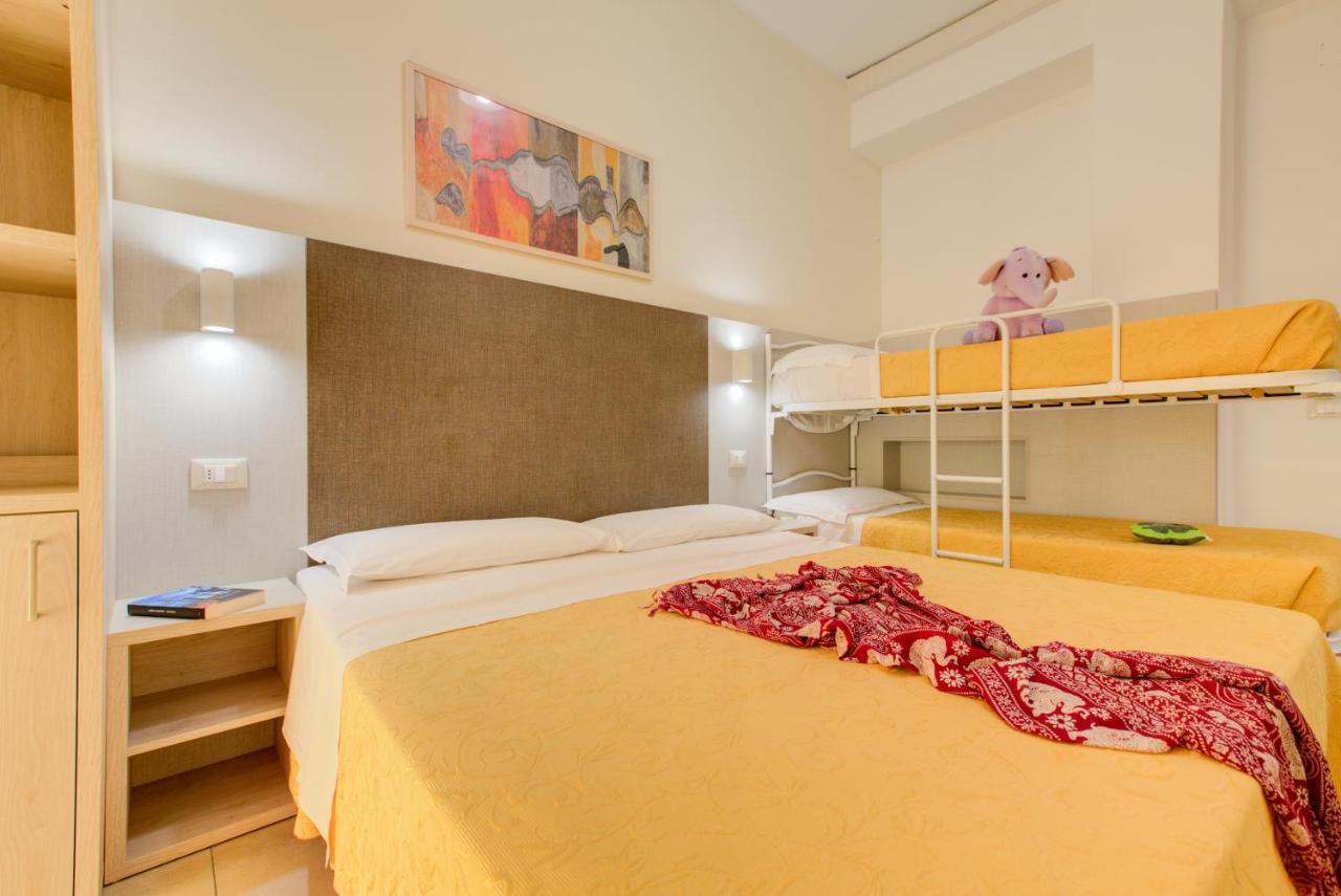 Hotel Reyt Rimini Dış mekan fotoğraf