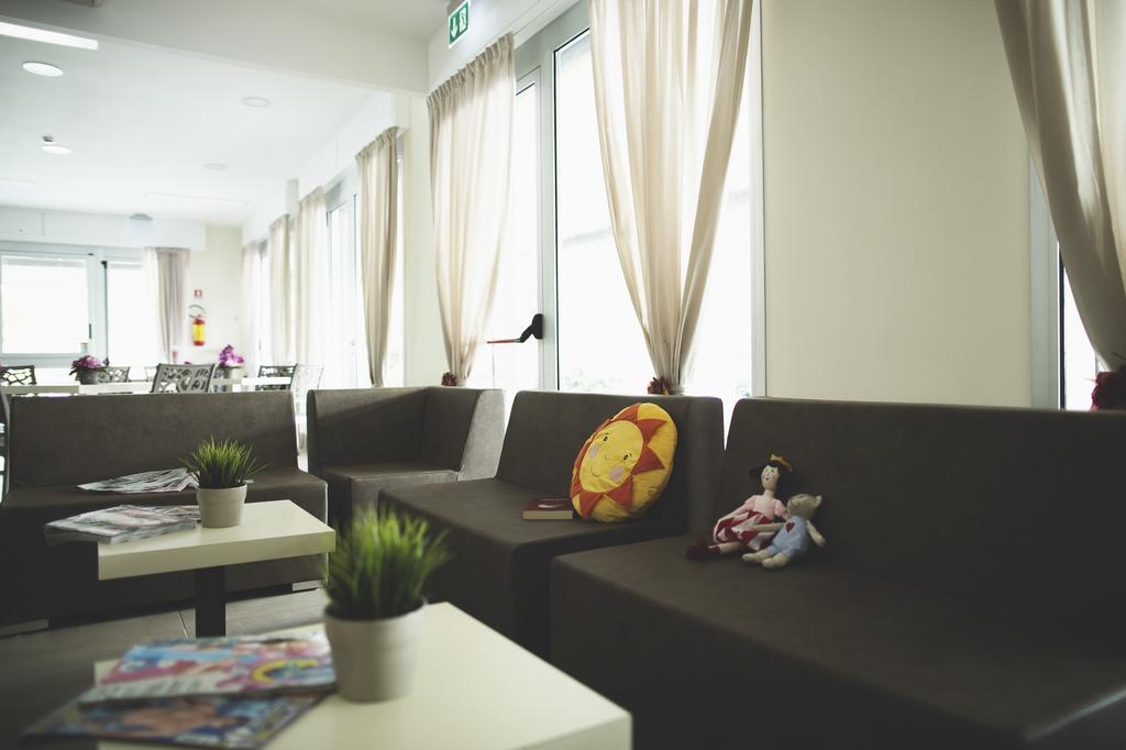 Hotel Reyt Rimini Dış mekan fotoğraf