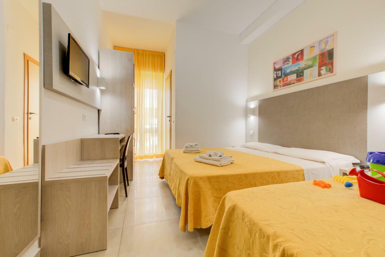 Hotel Reyt Rimini Dış mekan fotoğraf